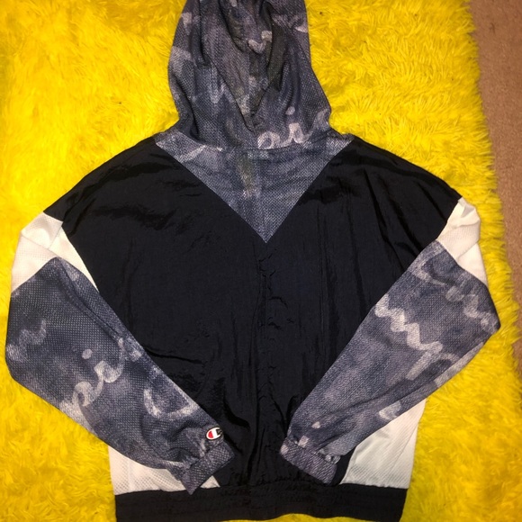 SOLD ON MER-CARI - Picture 6 of 8